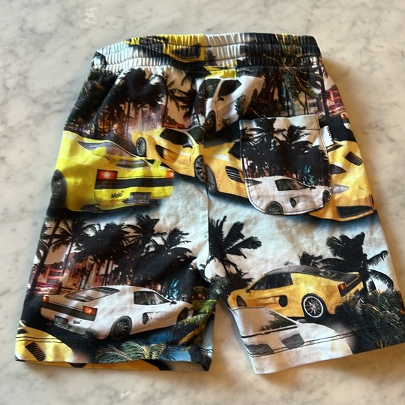 Molo from Neiman Marcus size 4 boys casual shorts with Car Print - Picture 4 of 7
